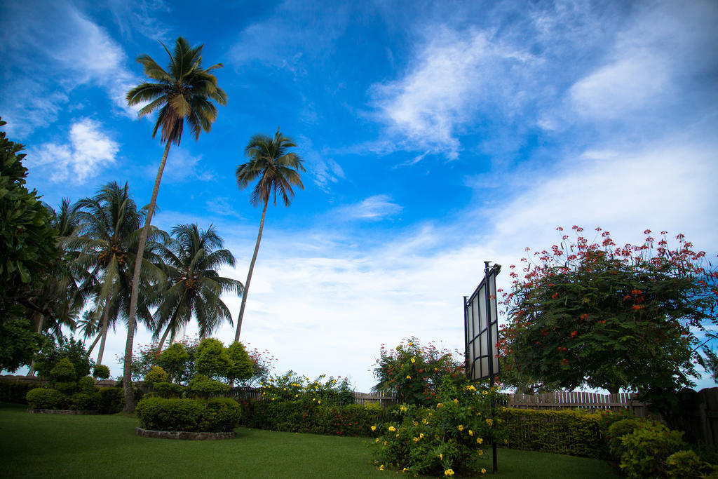 Coastwatchers Hotel Madang Exterior photo