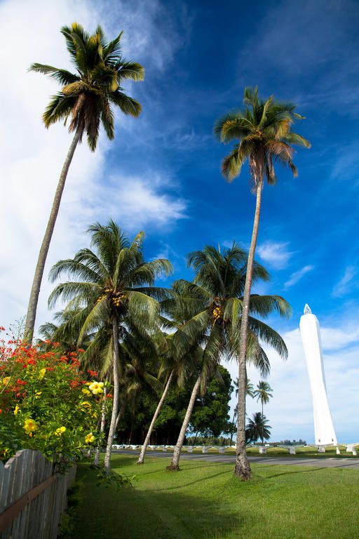 Coastwatchers Hotel Madang Exterior photo